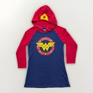 DC Comics Wonder Woman Hoodie Graphic Raglan T Shirt M Long Sleeve Cosplay Tee